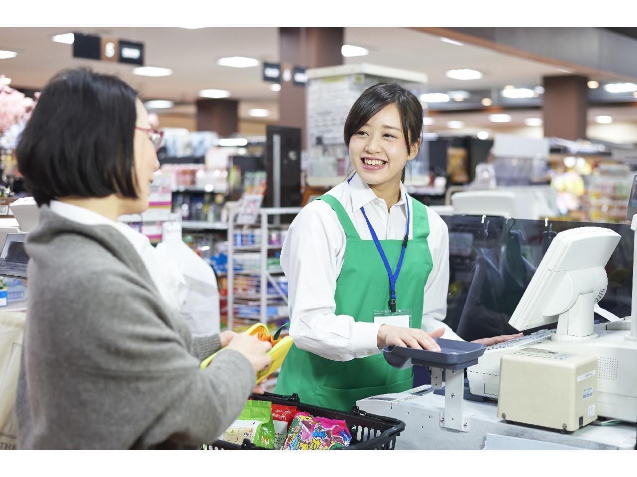 食品スーパーでのレジスタッフ｜派遣｜日勤