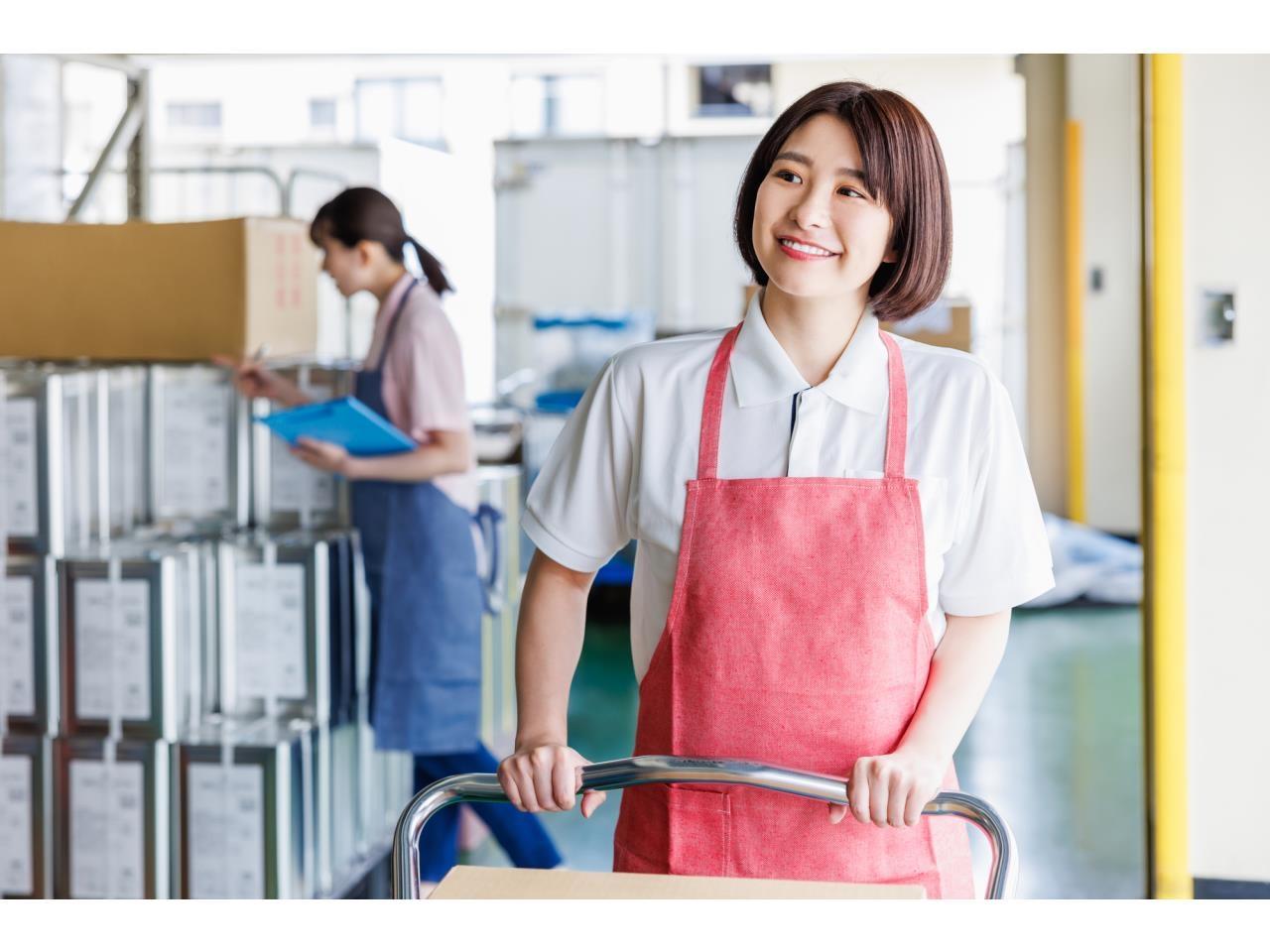 短時間勤務の部品をケースに並べる軽作業