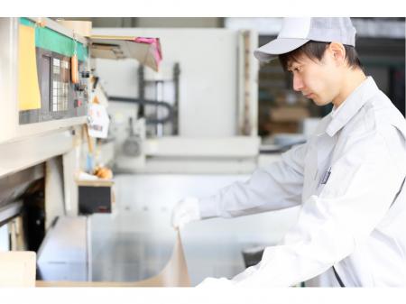 正社員登用実績多数あるゴム製品の製造作業